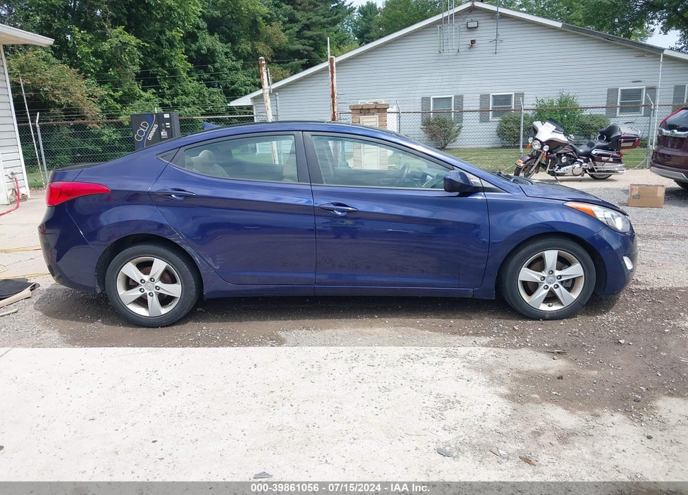 2013 HYUNDAI ELANTRA GLS VIN: 5NPDH4AE5DH328082