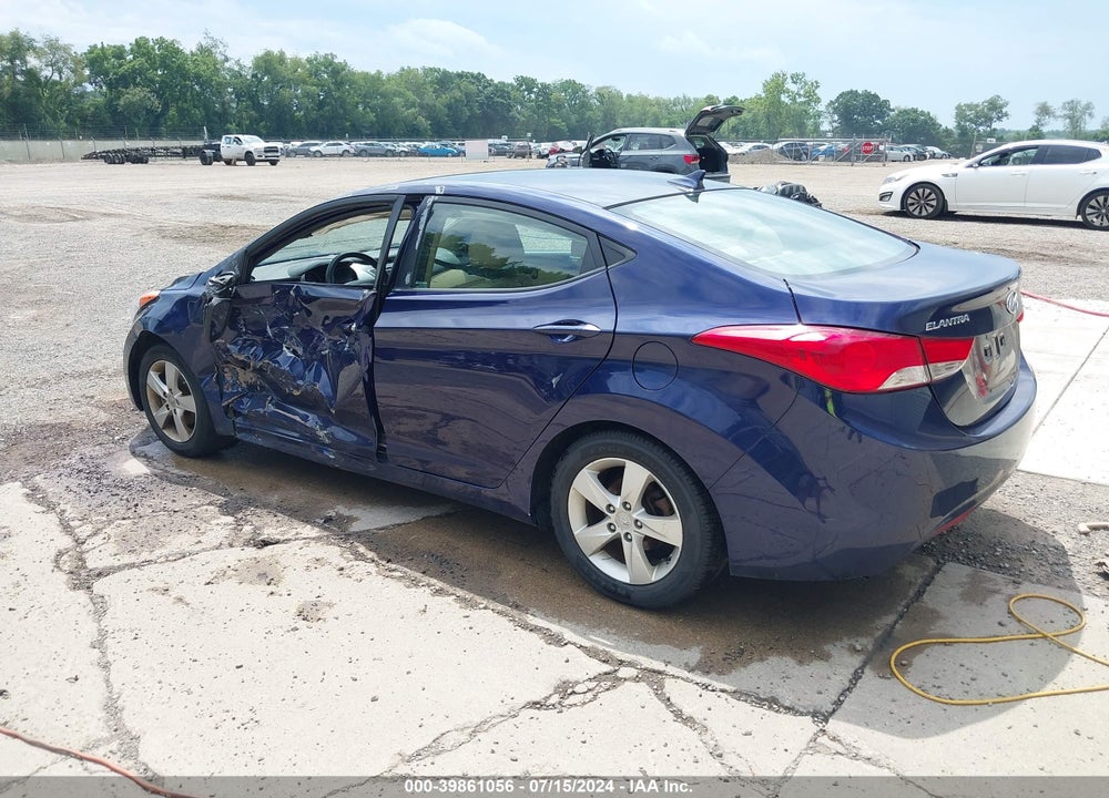 2013 HYUNDAI ELANTRA GLS VIN: 5NPDH4AE5DH328082