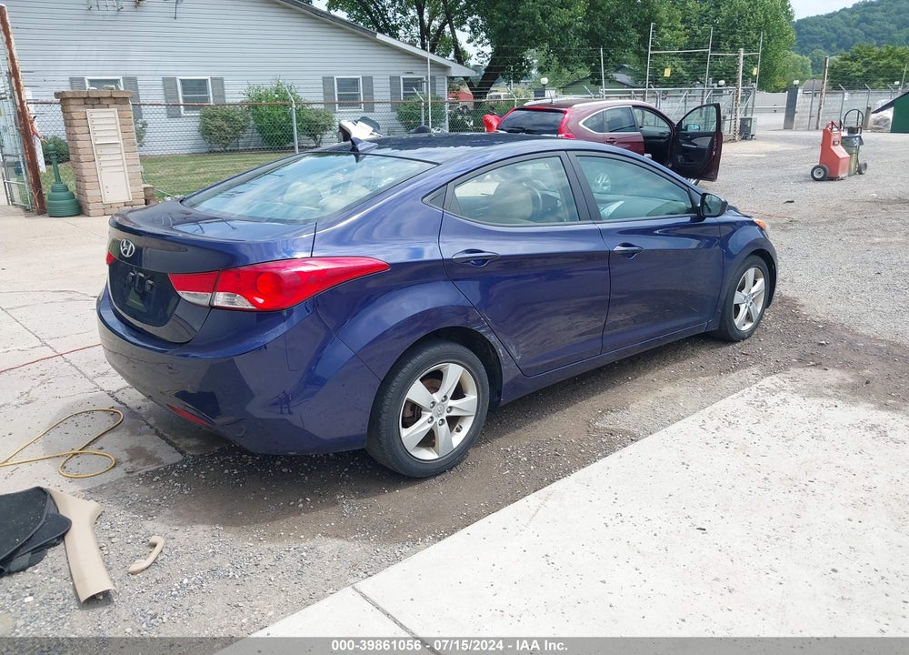 2013 HYUNDAI ELANTRA GLS VIN: 5NPDH4AE5DH328082