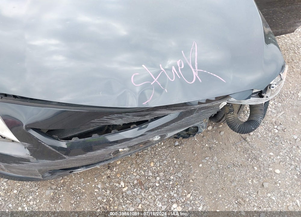 2010 TOYOTA COROLLA LE VIN: JTDBU4EE2AJ061001