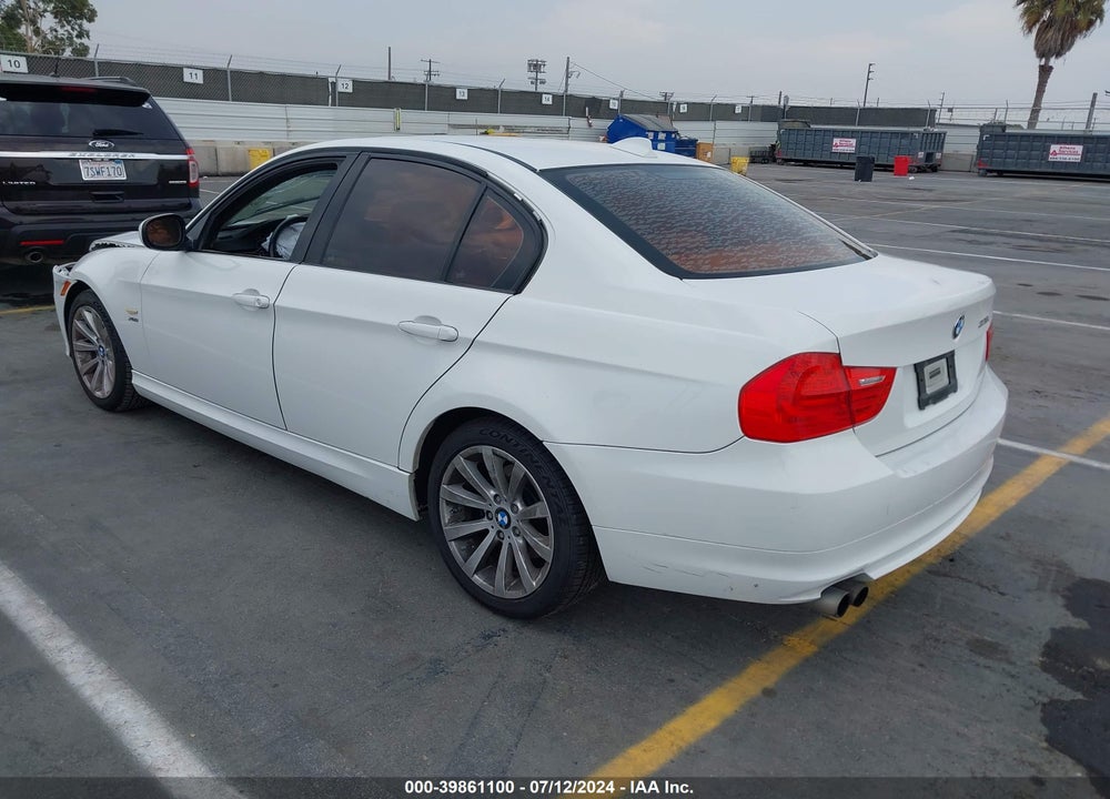 2011 BMW 328I XDRIVE VIN: WBAPK5G55BNN25923
