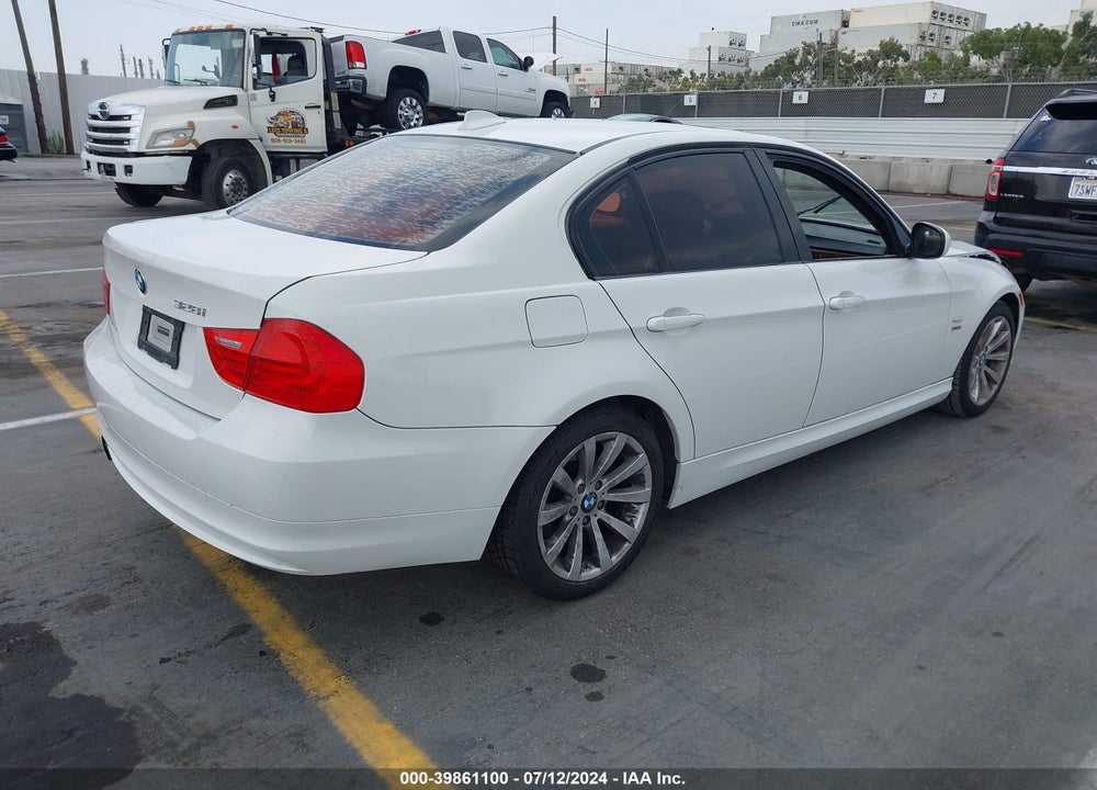 2011 BMW 328I XDRIVE VIN: WBAPK5G55BNN25923