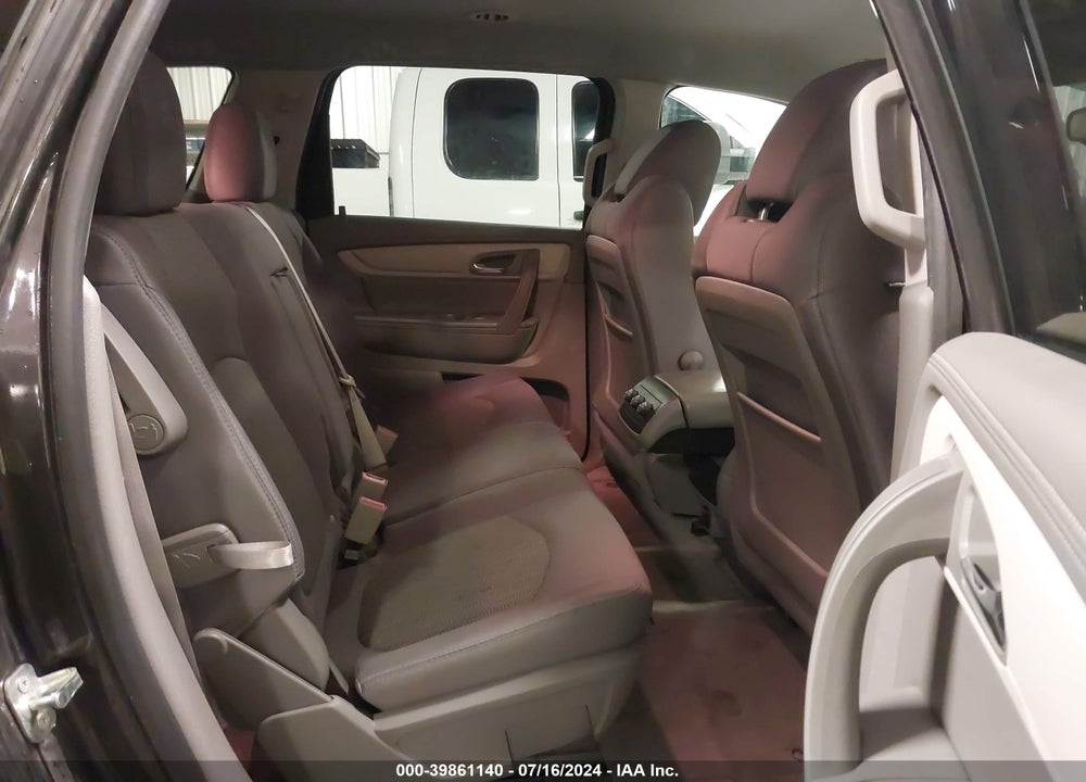 2015 CHEVROLET TRAVERSE LS VIN: 1GNKRFED0FJ322130