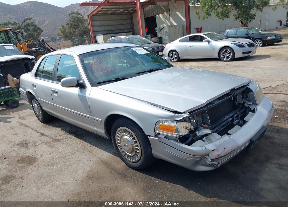 2000 FORD CROWN VICTORIA VIN: 2FAFP73W9YX116556