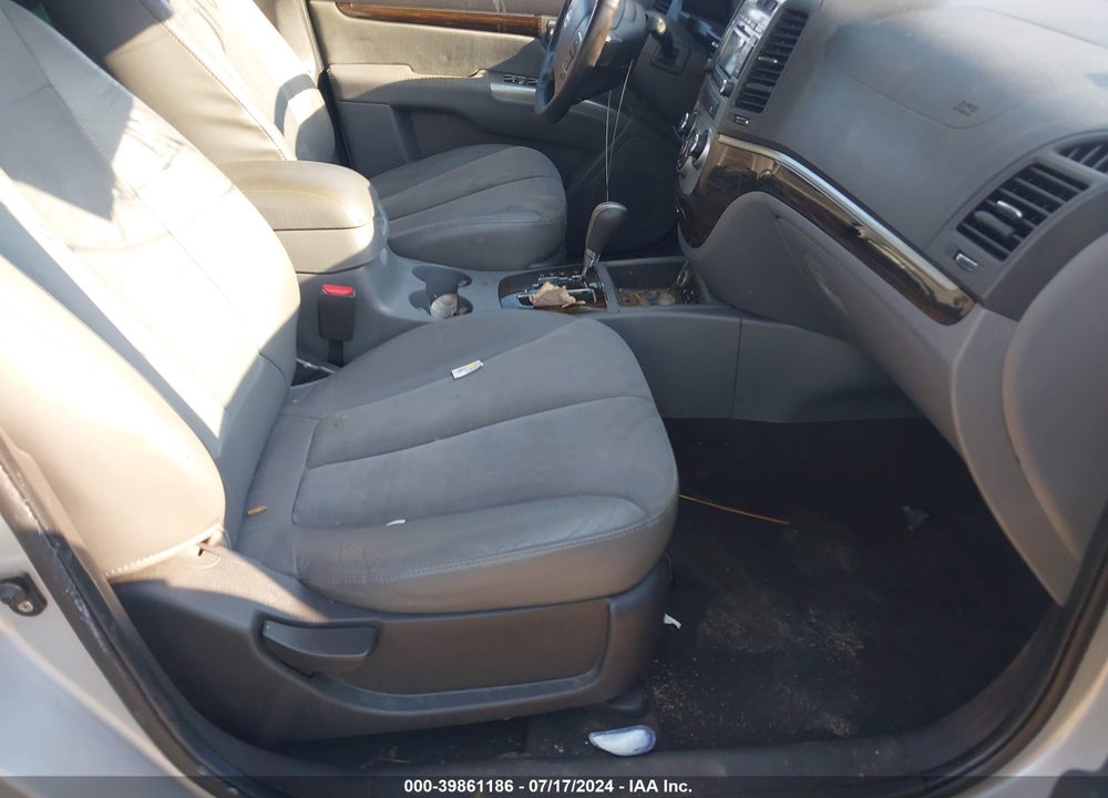 2010 HYUNDAI SANTA FE SE VIN: 5NMSHDAGXAH343498