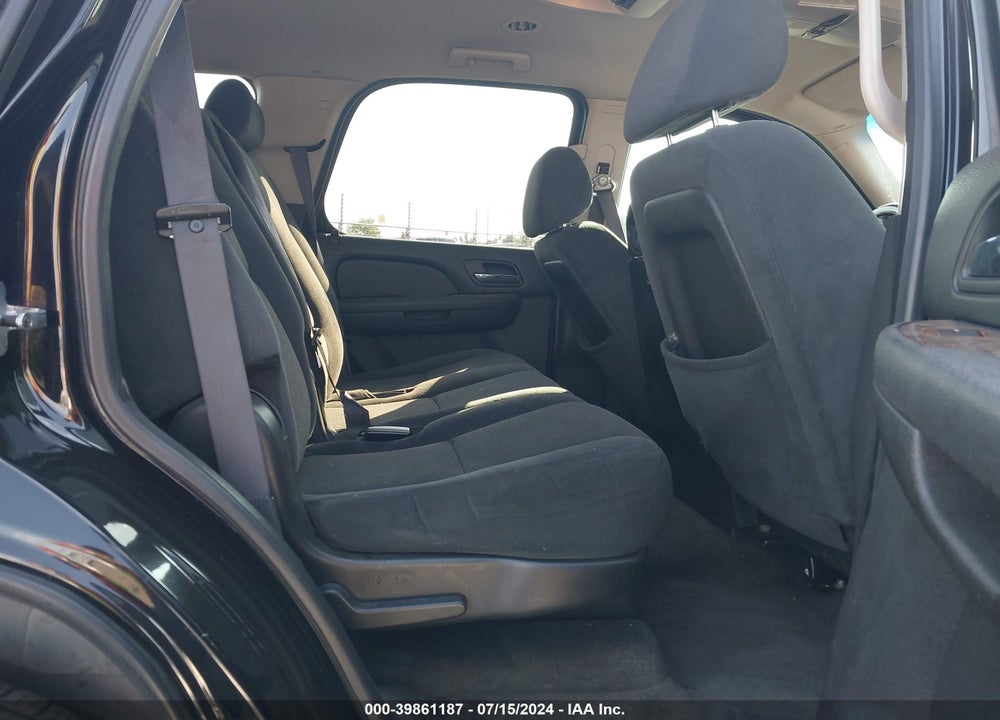 2008 GMC YUKON SLE VIN: 1GKFC13C58R131093