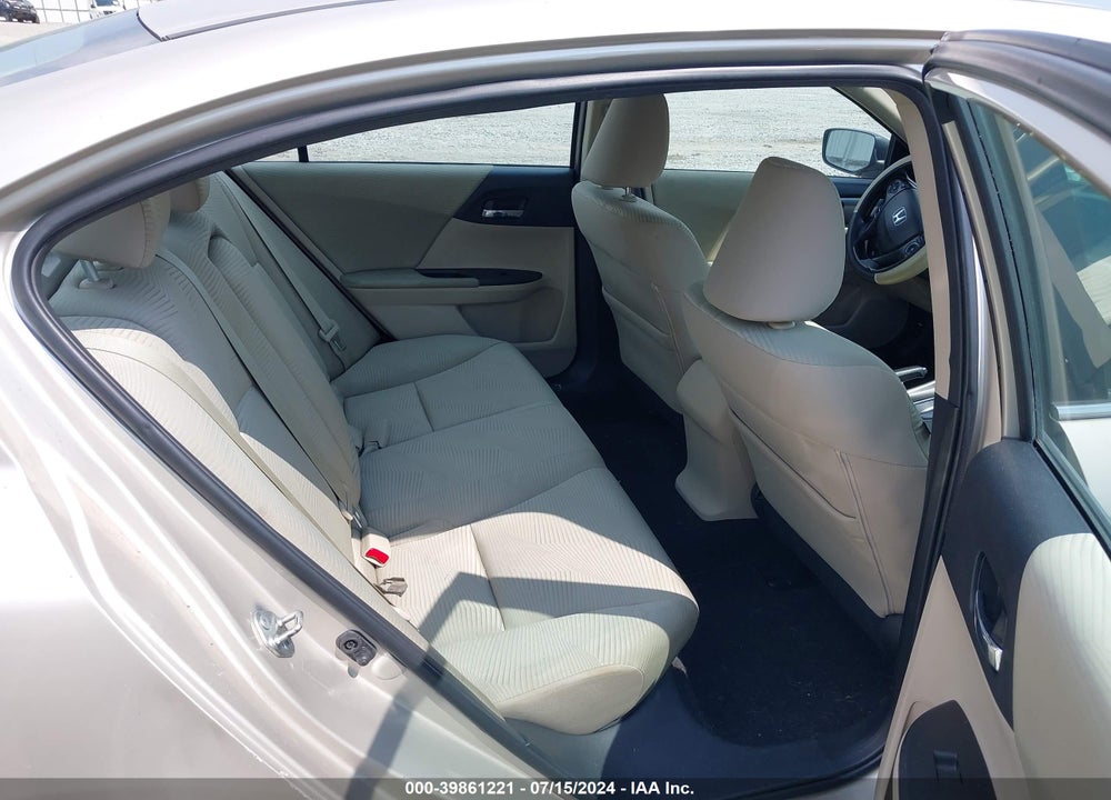 2015 HONDA ACCORD LX VIN: 1HGCR2F33FA235125
