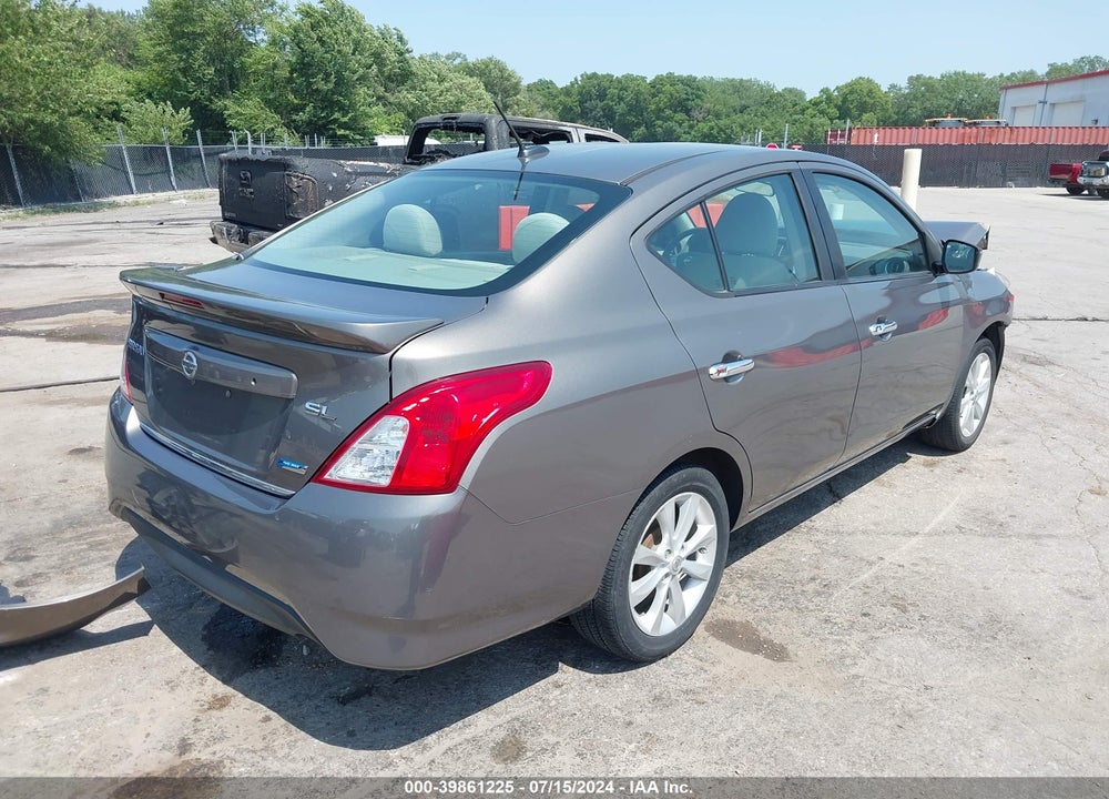 2015 NISSAN VERSA 1.6 SL VIN: 3N1CN7AP9FL927810