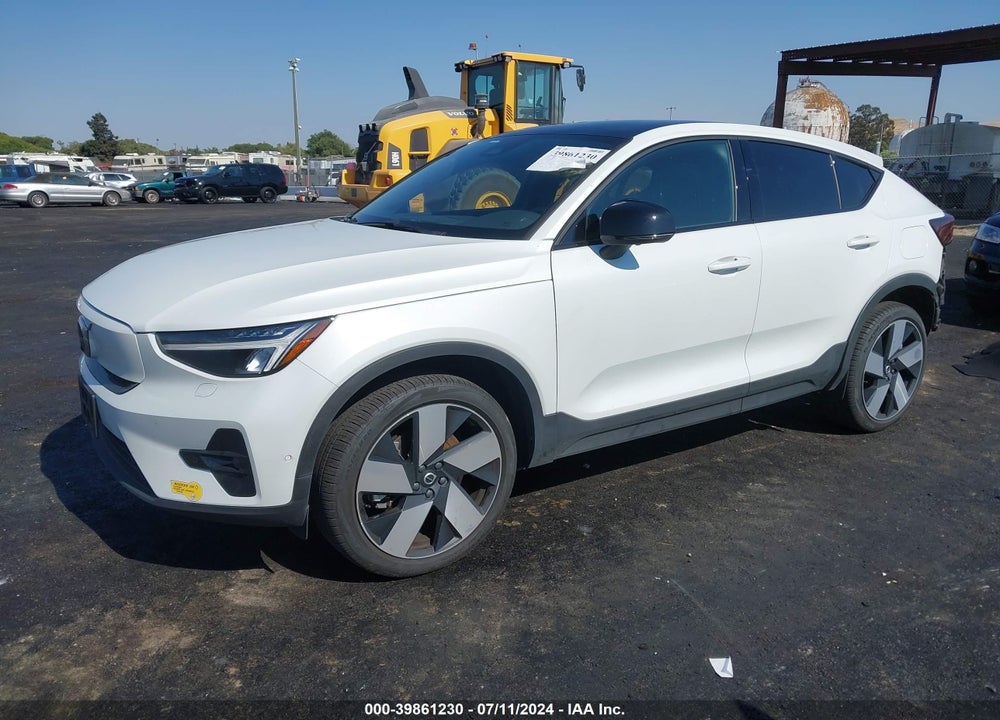 2023 VOLVO C40 RECHARGE PURE ELECTRIC TWIN ULTIMATE VIN: YV4ED3GM8P2032128