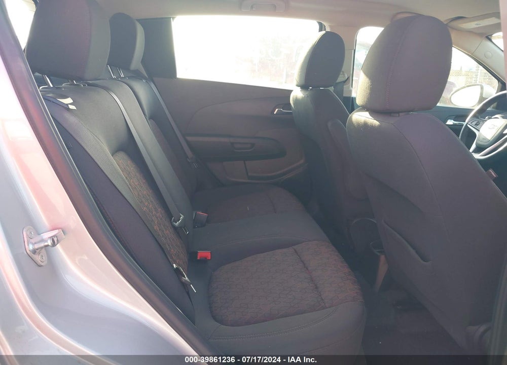 2020 CHEVROLET SONIC VIN: 1G1JD6SB2L4101024