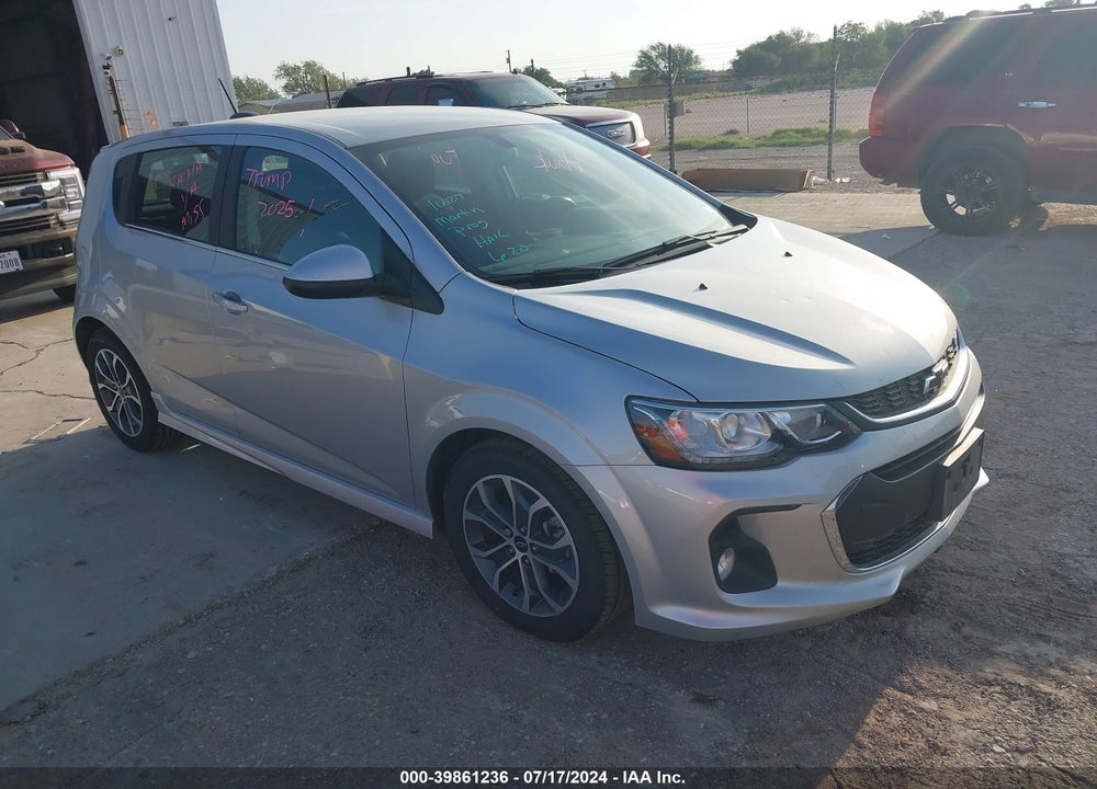 2020 CHEVROLET SONIC VIN: 1G1JD6SB2L4101024