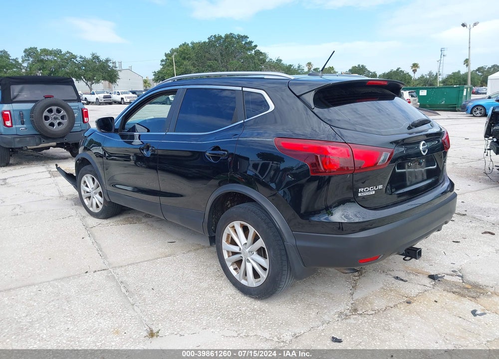 2017 NISSAN ROGUE SPORT VIN: JN1BJ1CP3HW036717