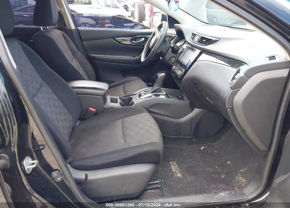2017 NISSAN ROGUE SPORT VIN: JN1BJ1CP3HW036717