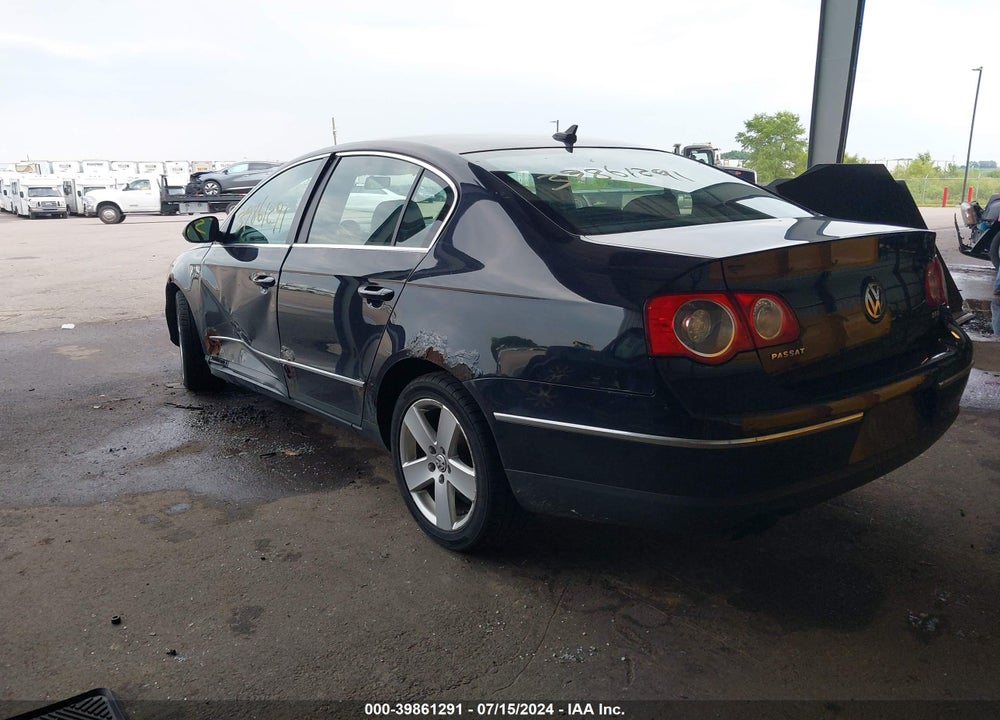 2008 VOLKSWAGEN PASSAT KOMFORT VIN: WVWAK73C18E054743