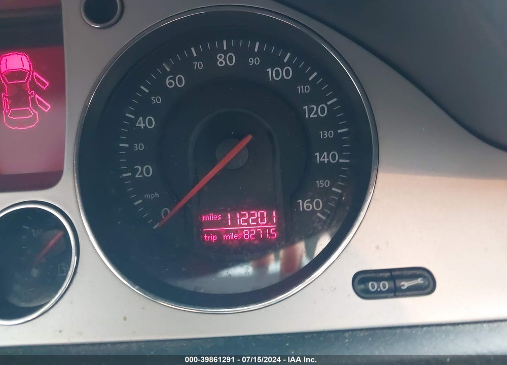 2008 VOLKSWAGEN PASSAT KOMFORT VIN: WVWAK73C18E054743