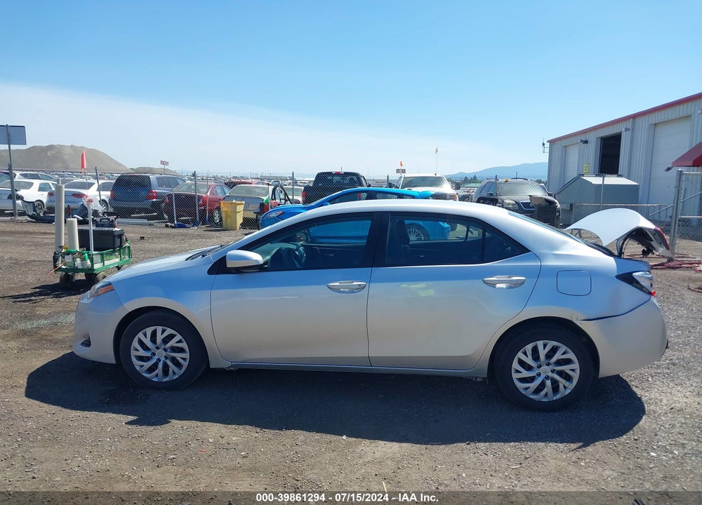 2019 TOYOTA COROLLA LE VIN: 2T1BURHE6KC235612