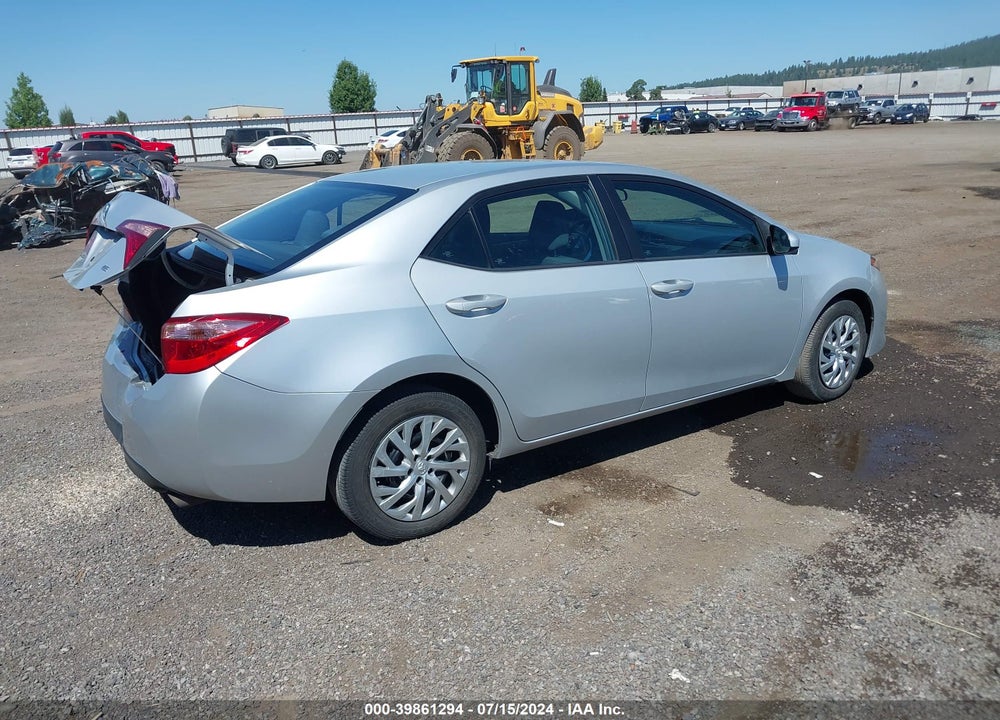 2019 TOYOTA COROLLA LE VIN: 2T1BURHE6KC235612