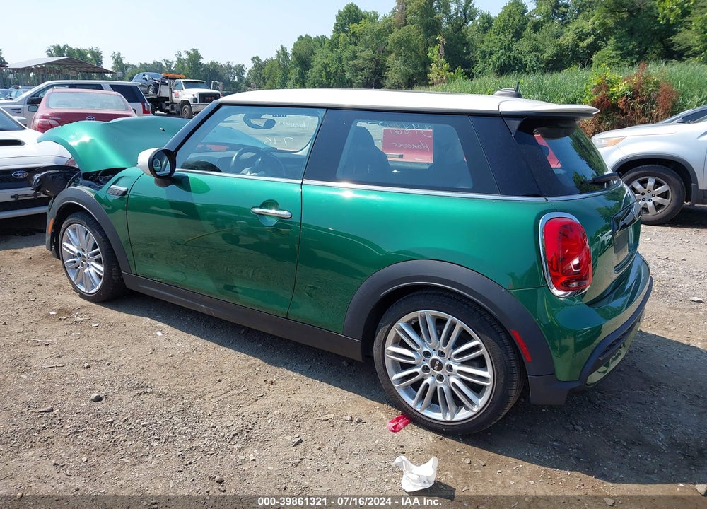 2022 MINI HARDTOP COOPER S VIN: WMW53DH0XN2P76928