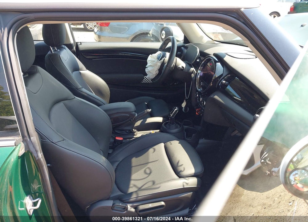 2022 MINI HARDTOP COOPER S VIN: WMW53DH0XN2P76928