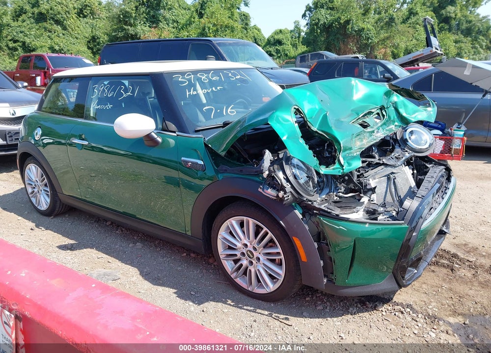 2022 MINI HARDTOP COOPER S VIN: WMW53DH0XN2P76928