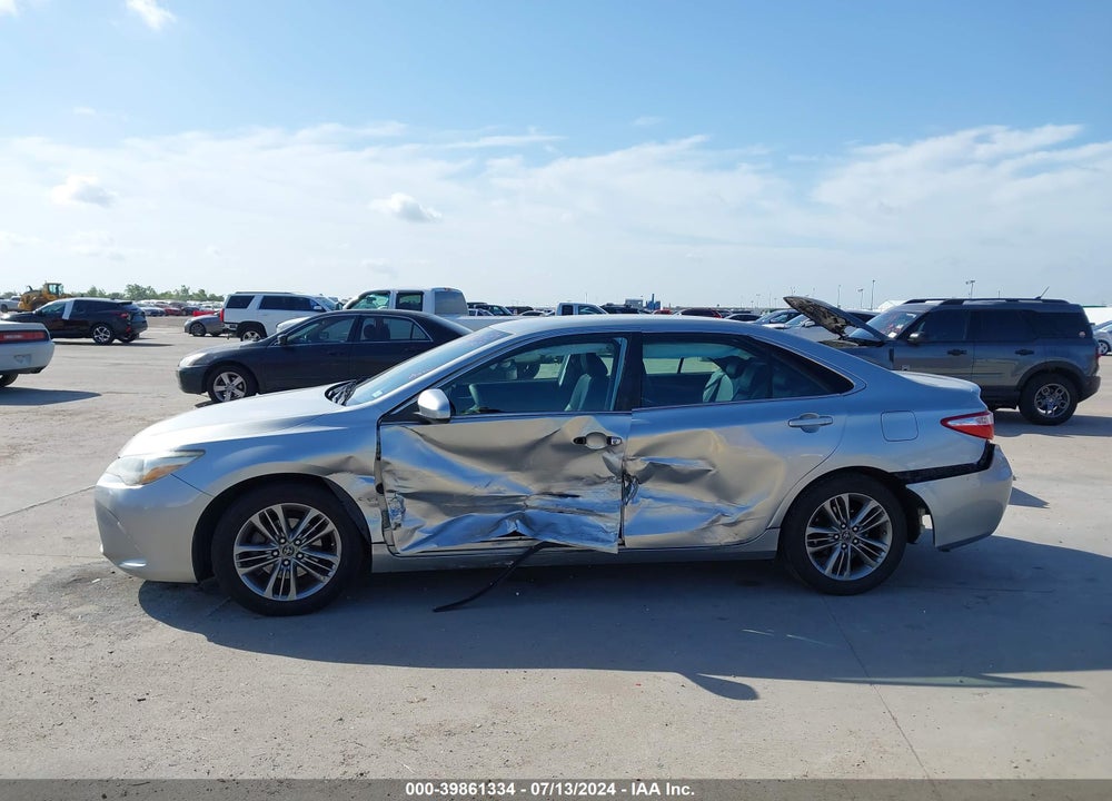 2015 TOYOTA CAMRY SE VIN: 4T1BF1FK8FU072065