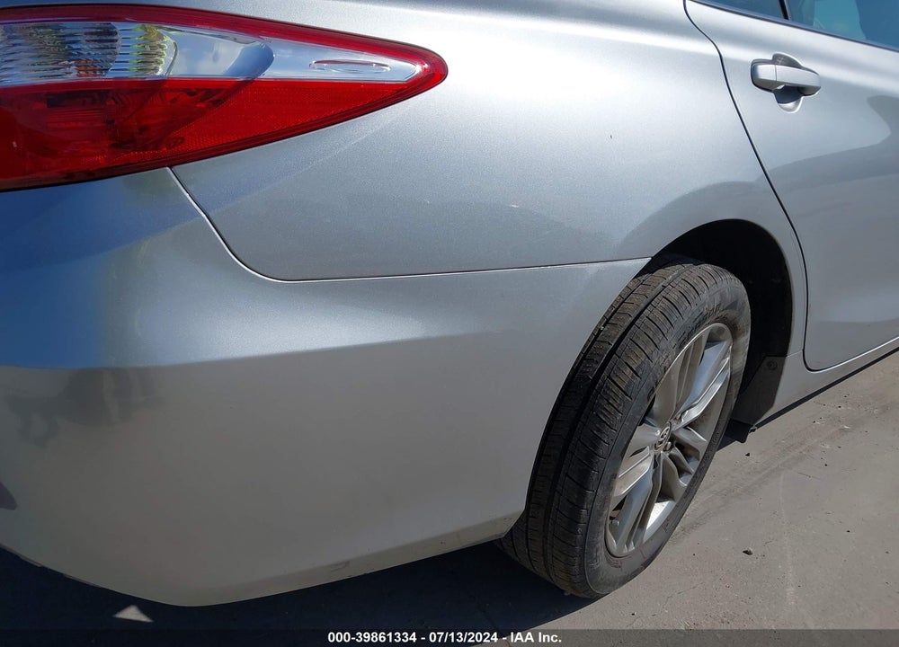 2015 TOYOTA CAMRY SE VIN: 4T1BF1FK8FU072065
