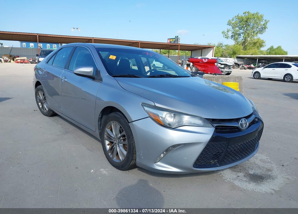 2015 TOYOTA CAMRY SE VIN: 4T1BF1FK8FU072065