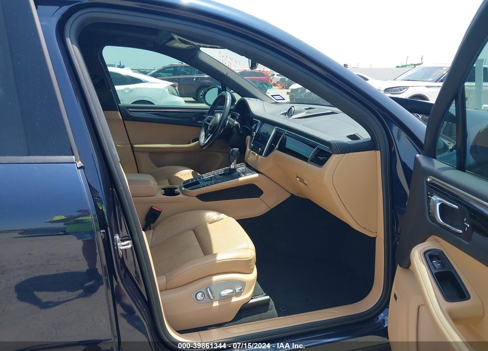 2018 PORSCHE MACAN SPORT EDITION VIN: WP1AA2A56JLB19449