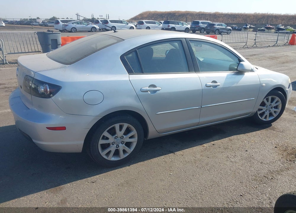 2008 MAZDA 3 I VIN: JM1BK32G381822313