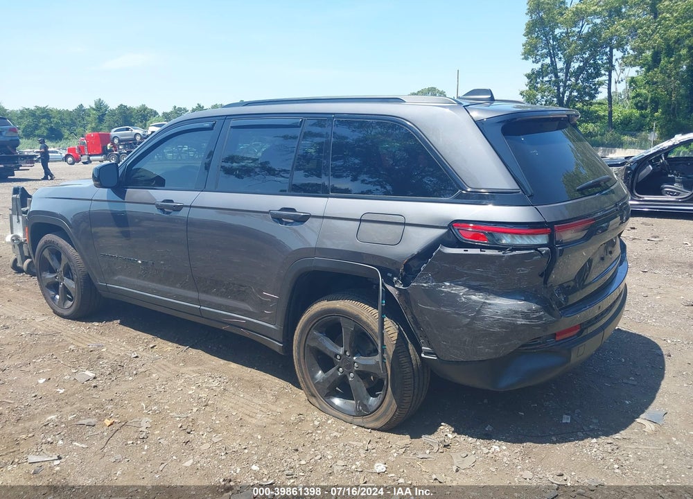 2023 JEEP GRAND CHEROKEE ALTITUDE VIN: 1C4RJHAG5P8705113