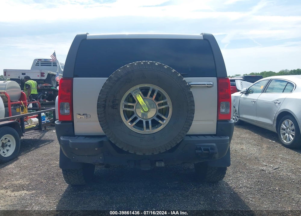 2010 HUMMER H3 SUV LUXURY VIN: 5GTMNJEE2A8118155
