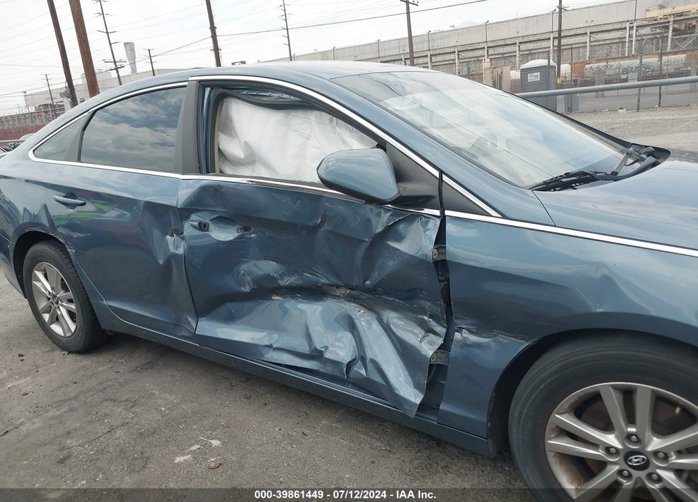 2017 HYUNDAI SONATA SE VIN: 5NPE24AF4HH552433