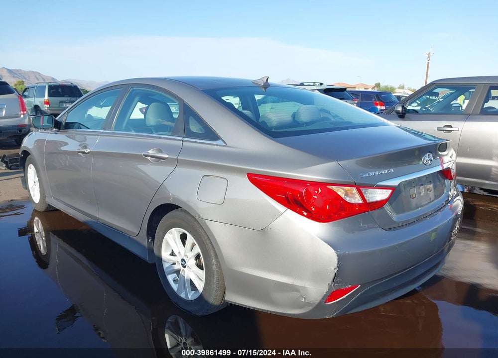 2014 HYUNDAI SONATA GLS VIN: 5NPEB4AC7EH930469