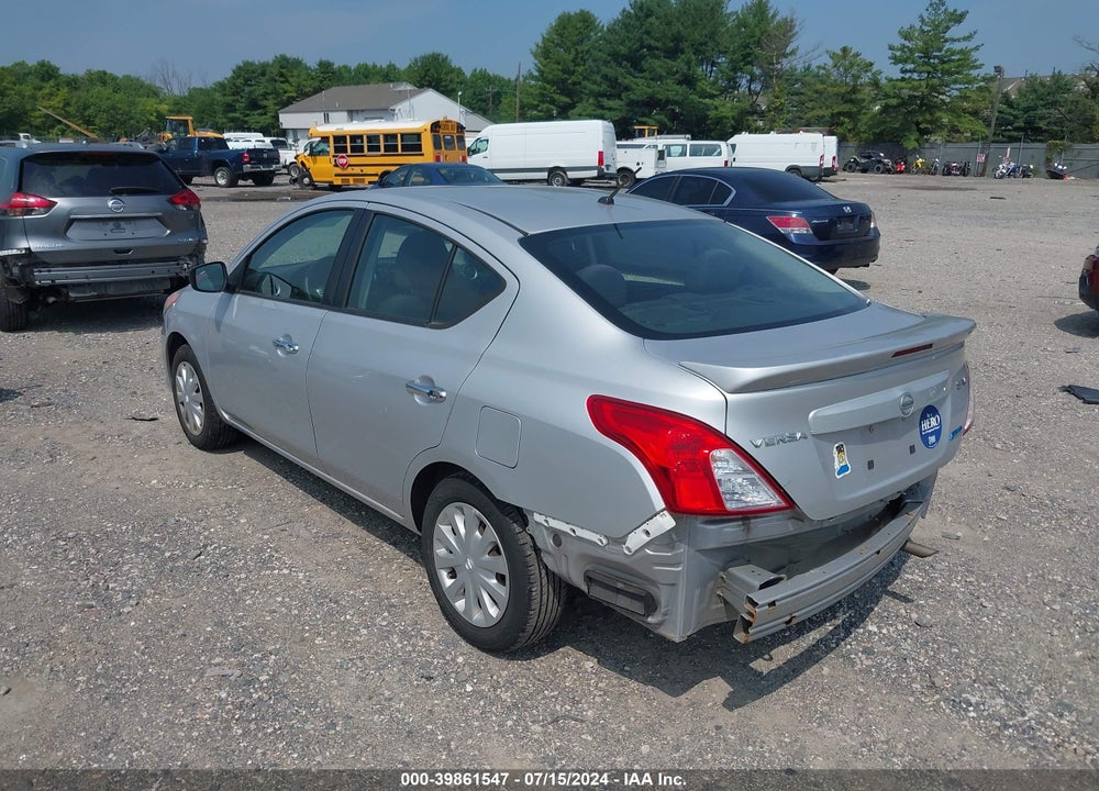 2015 NISSAN VERSA 1.6 SV VIN: 3N1CN7AP2FL879115