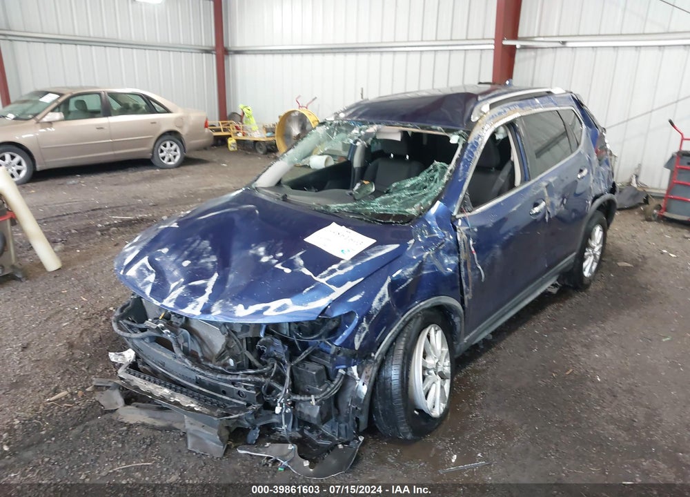 2018 NISSAN ROGUE SV VIN: KNMAT2MT5JP526483