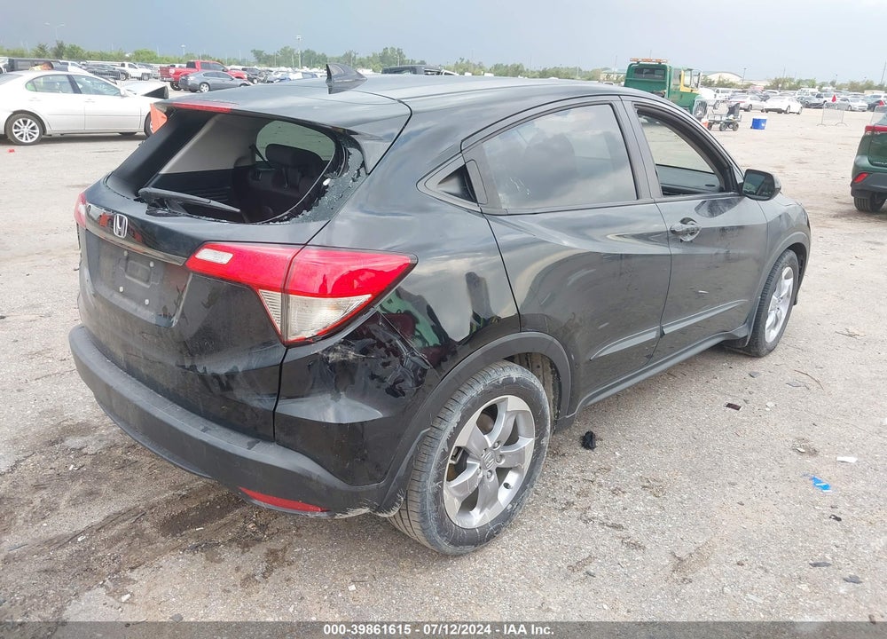 2022 HONDA HR-V 2WD LX VIN: 3CZRU5H39NM741950