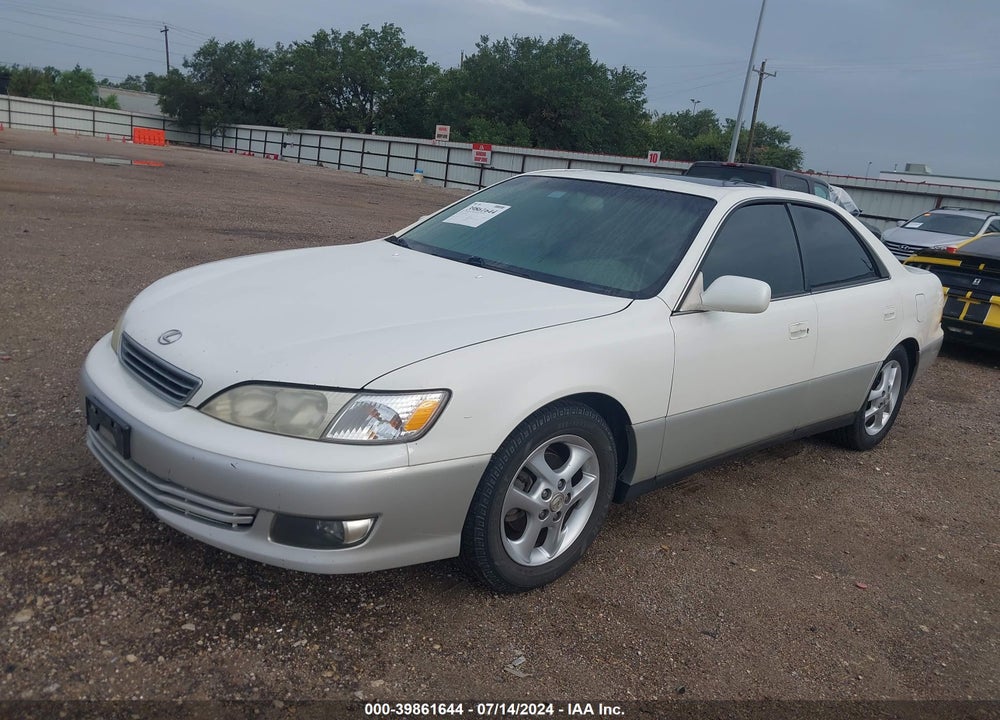 2000 LEXUS ES 300 VIN: JT8BF28GXY5085074