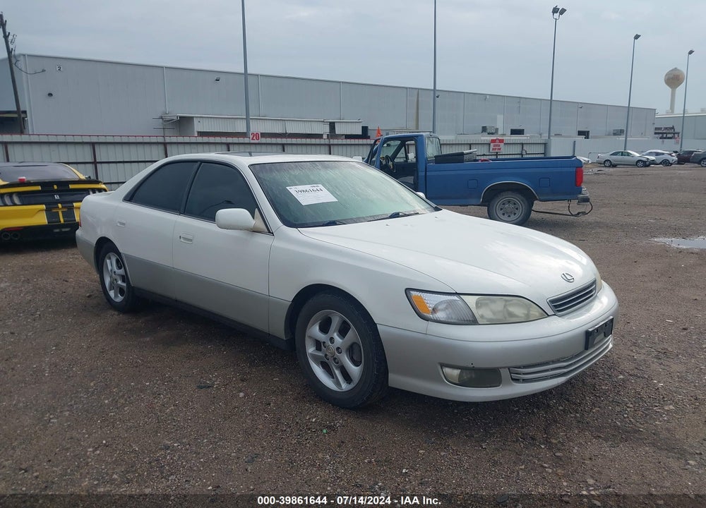 2000 LEXUS ES 300 VIN: JT8BF28GXY5085074