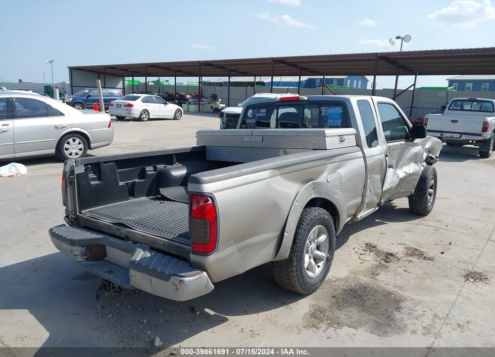 2003 NISSAN FRONTIER XE VIN: 1N6DD26T83C410984