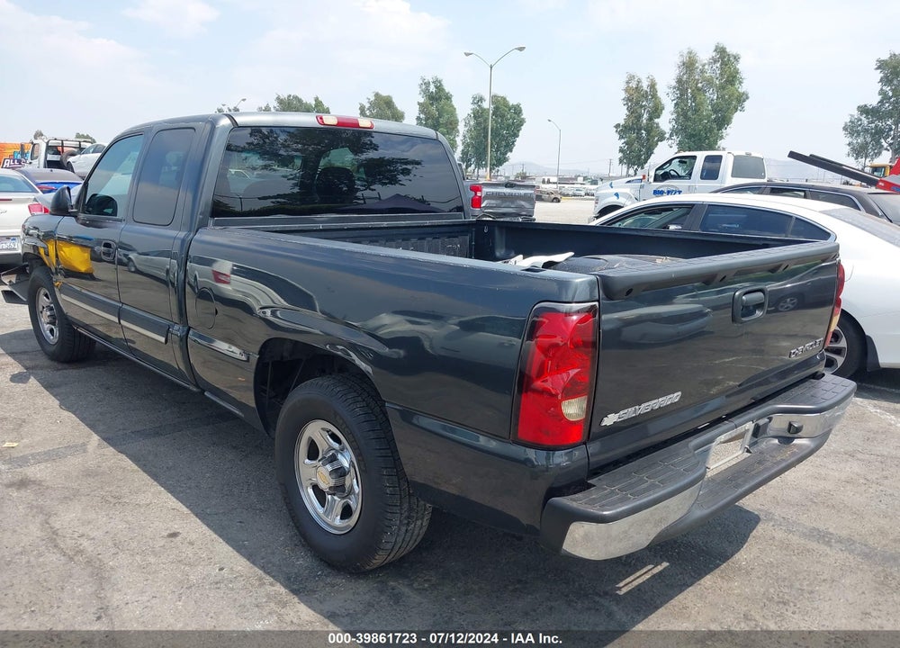 2004 CHEVROLET SILVERADO 1500 LS VIN: 2GCEC19V741157293