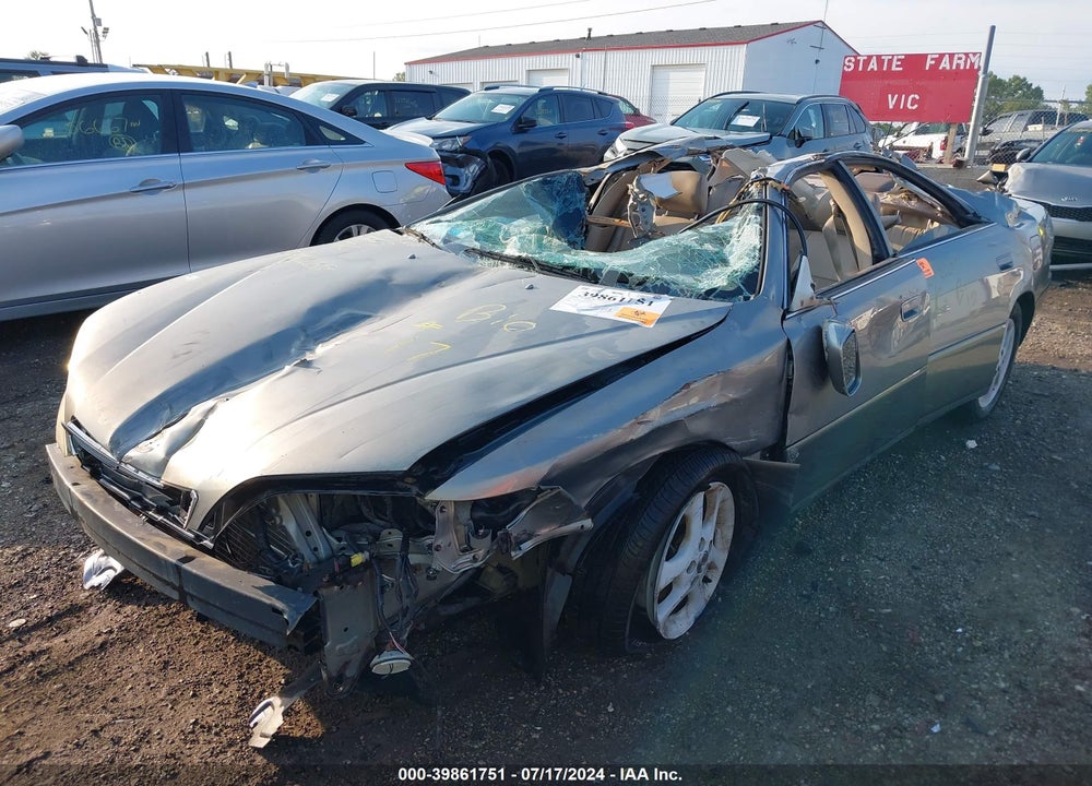 2000 LEXUS ES 300 VIN: JT8BF28G3Y5078189