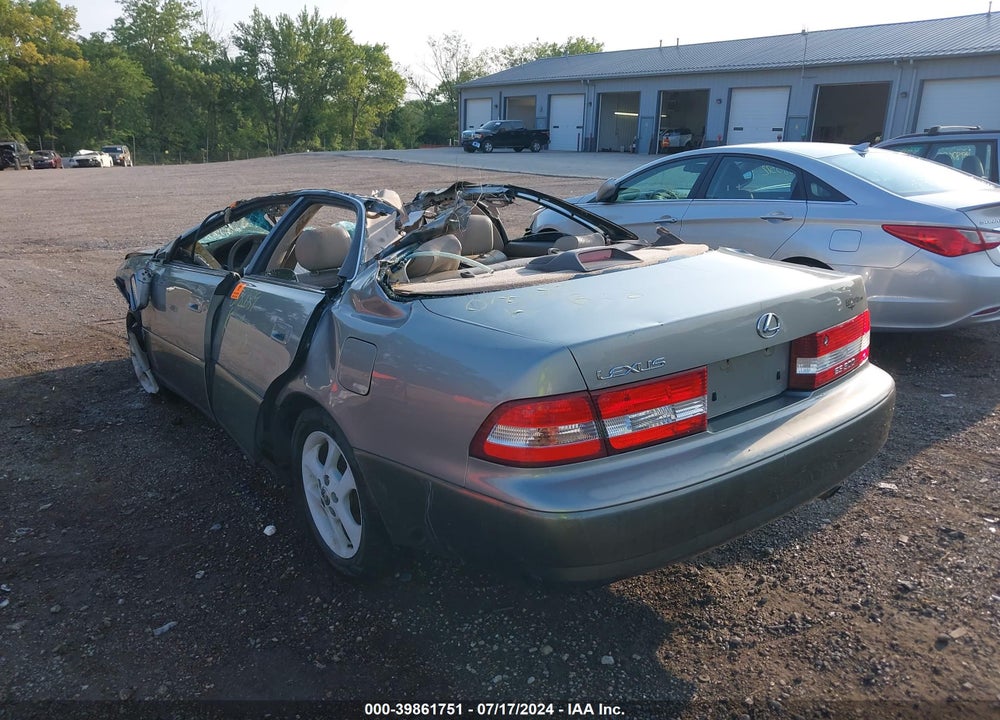 2000 LEXUS ES 300 VIN: JT8BF28G3Y5078189