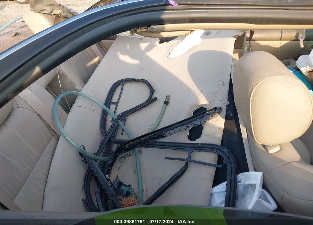 2000 LEXUS ES 300 VIN: JT8BF28G3Y5078189