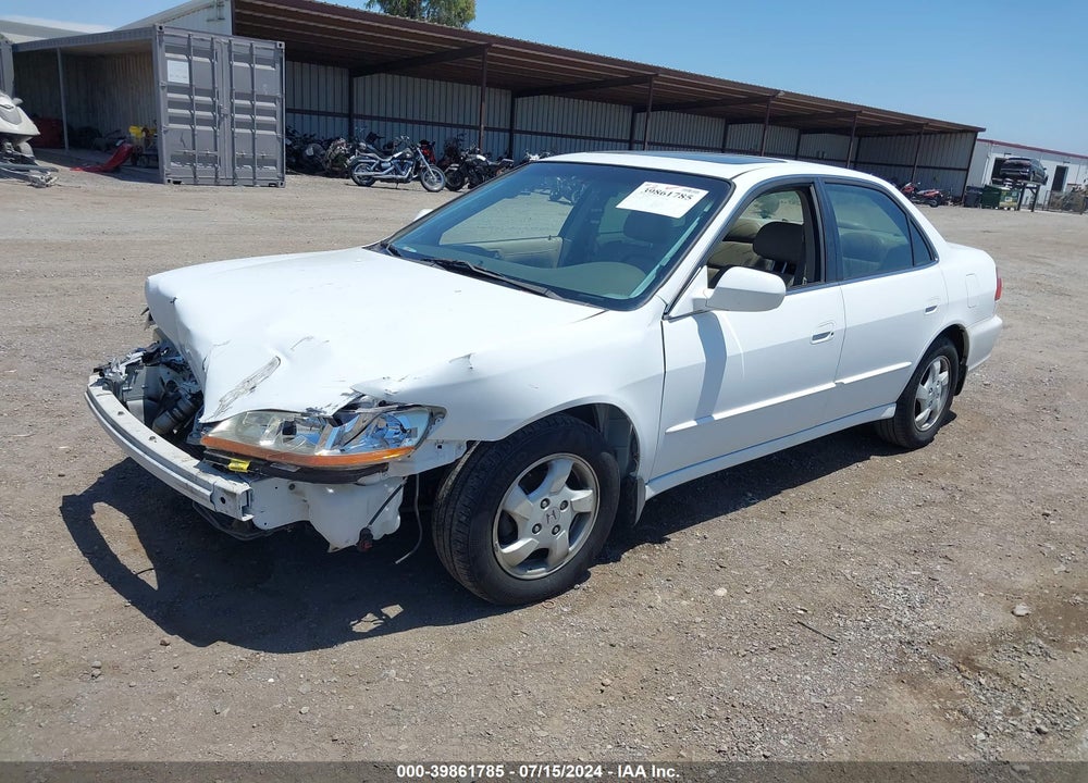 2000 HONDA ACCORD 2.3 EX VIN: JHMCG6608YC025711