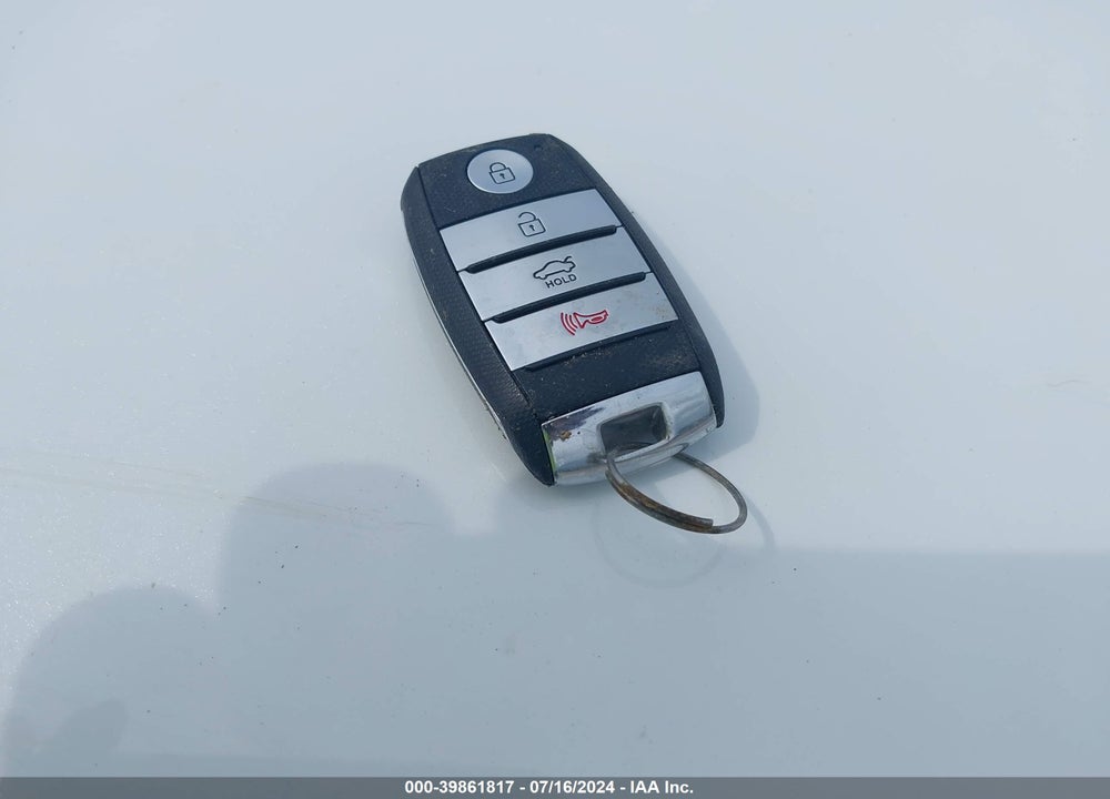 2020 KIA OPTIMA SE VIN: 5XXGT4L37LG428461