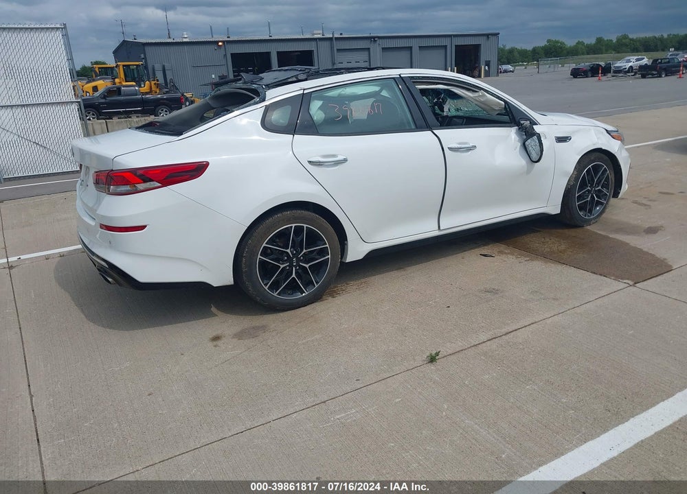 2020 KIA OPTIMA SE VIN: 5XXGT4L37LG428461