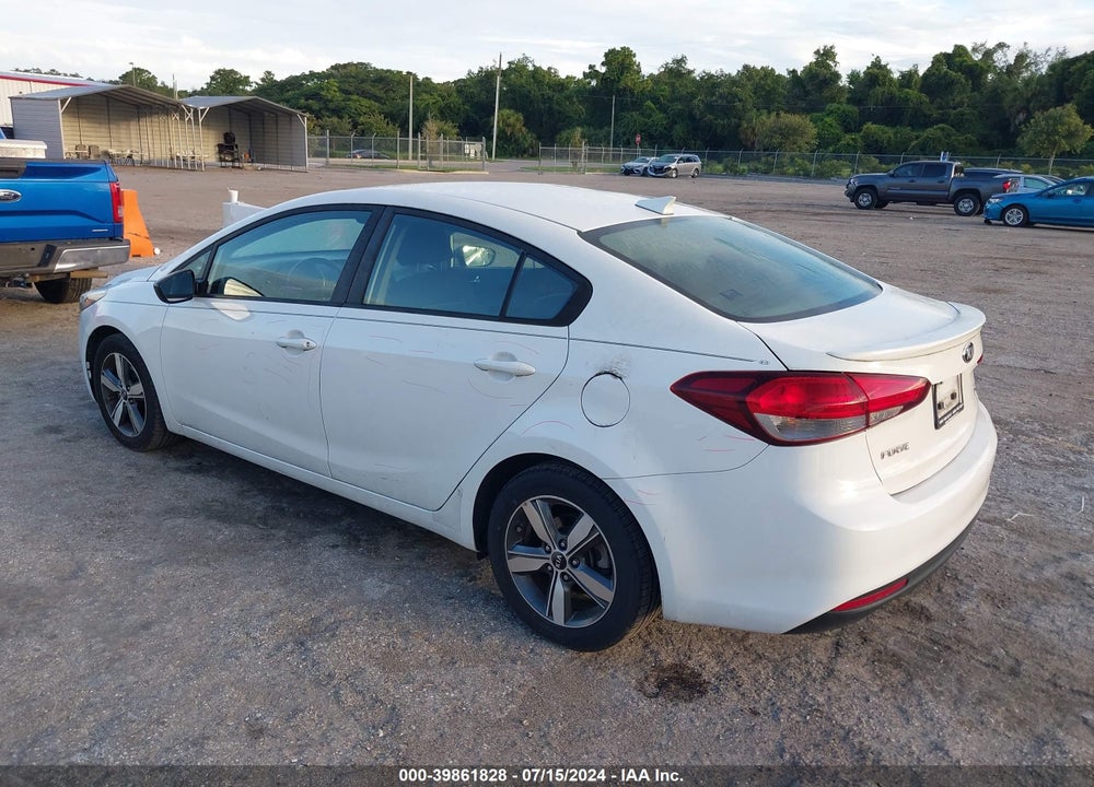 2018 KIA FORTE S VIN: 3KPFL4A7XJE188068