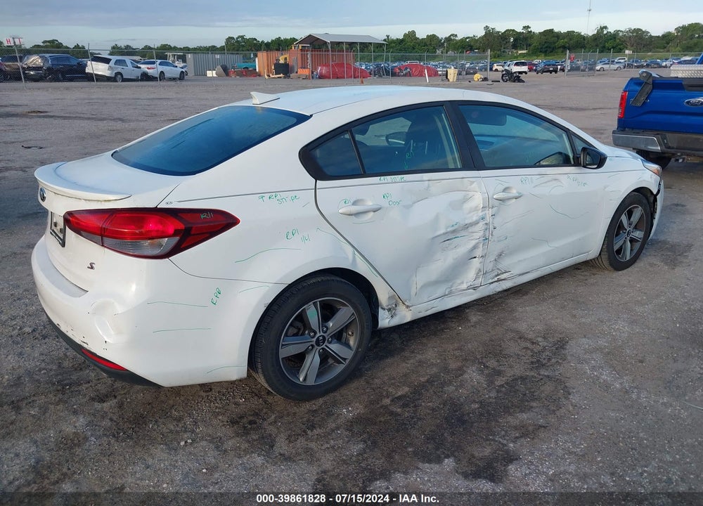 2018 KIA FORTE S VIN: 3KPFL4A7XJE188068