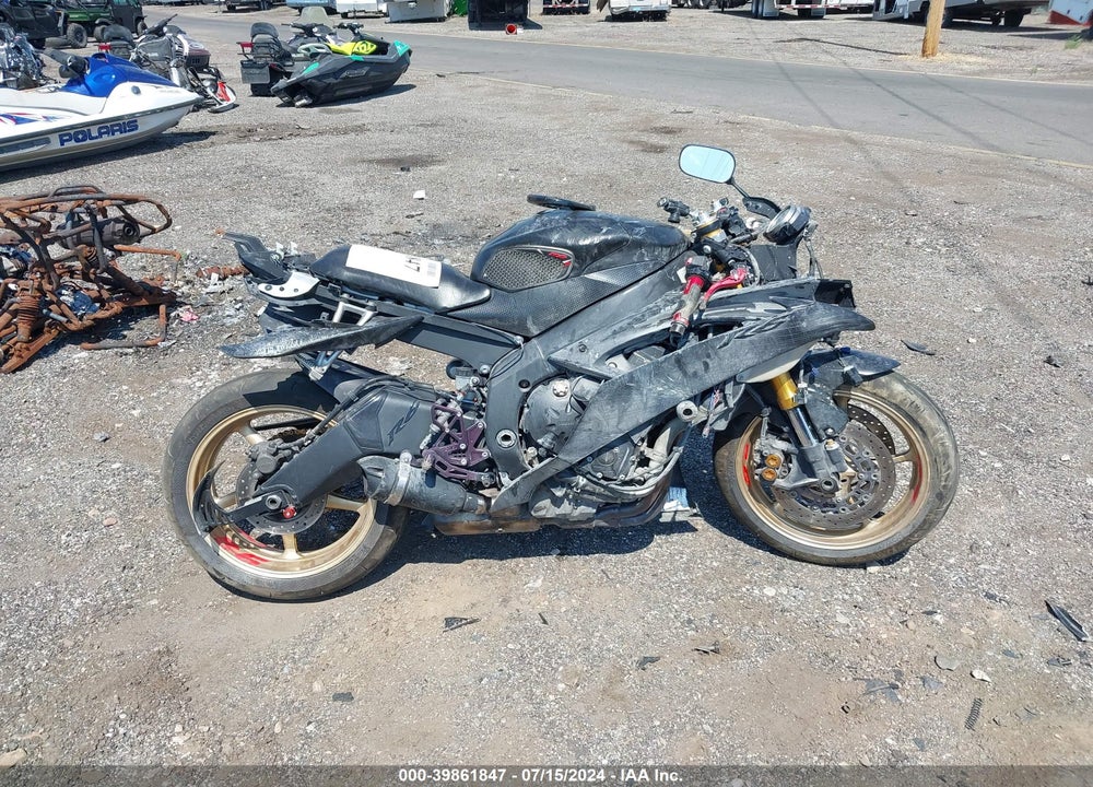 2009 YAMAHA YZFR6 C VIN: JYARJ16Y79A002516