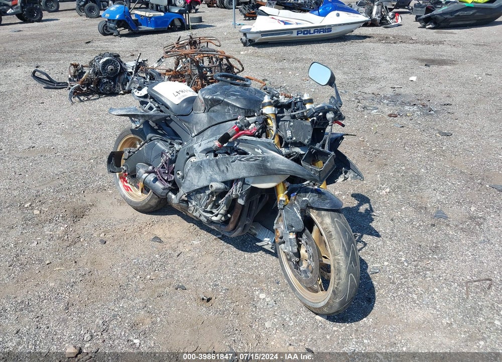 2009 YAMAHA YZFR6 C VIN: JYARJ16Y79A002516